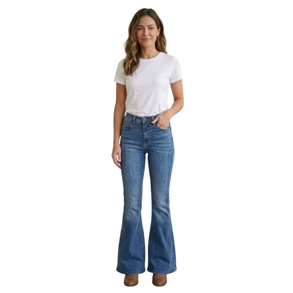 Abercrombie & Fitch The Flare Ultra High Rise Jeans | Size 27 / 4R | Medium Wash